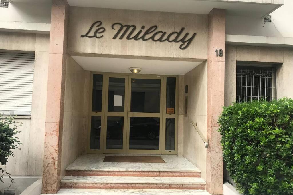 Studio Centre Nice Proche De Mer Екстер'єр фото